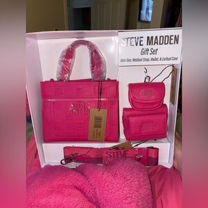 Steve Madden Gift Set